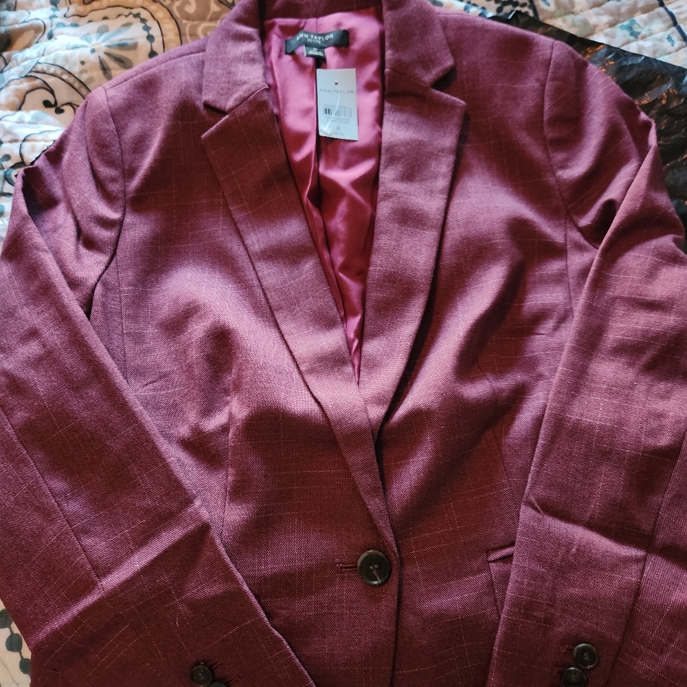 Ann Taylor cross weave suit, 8 petite, maroon